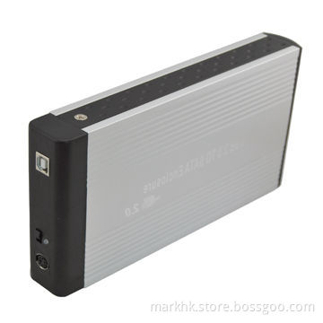 USB data cables with a screwdriver, screws, SATA line, IDE line